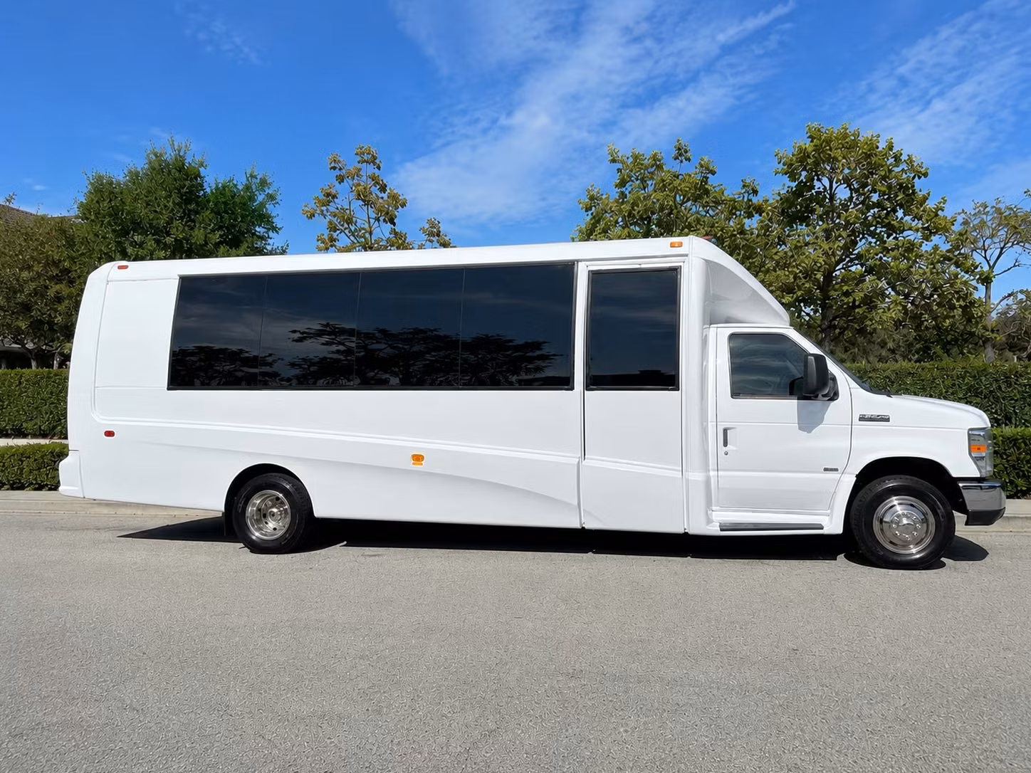 18 passenger minibus