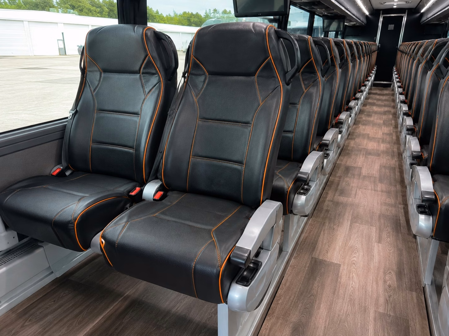 coachbuslosangeles com makes bridal party transportation in los angeles simple from start to finish