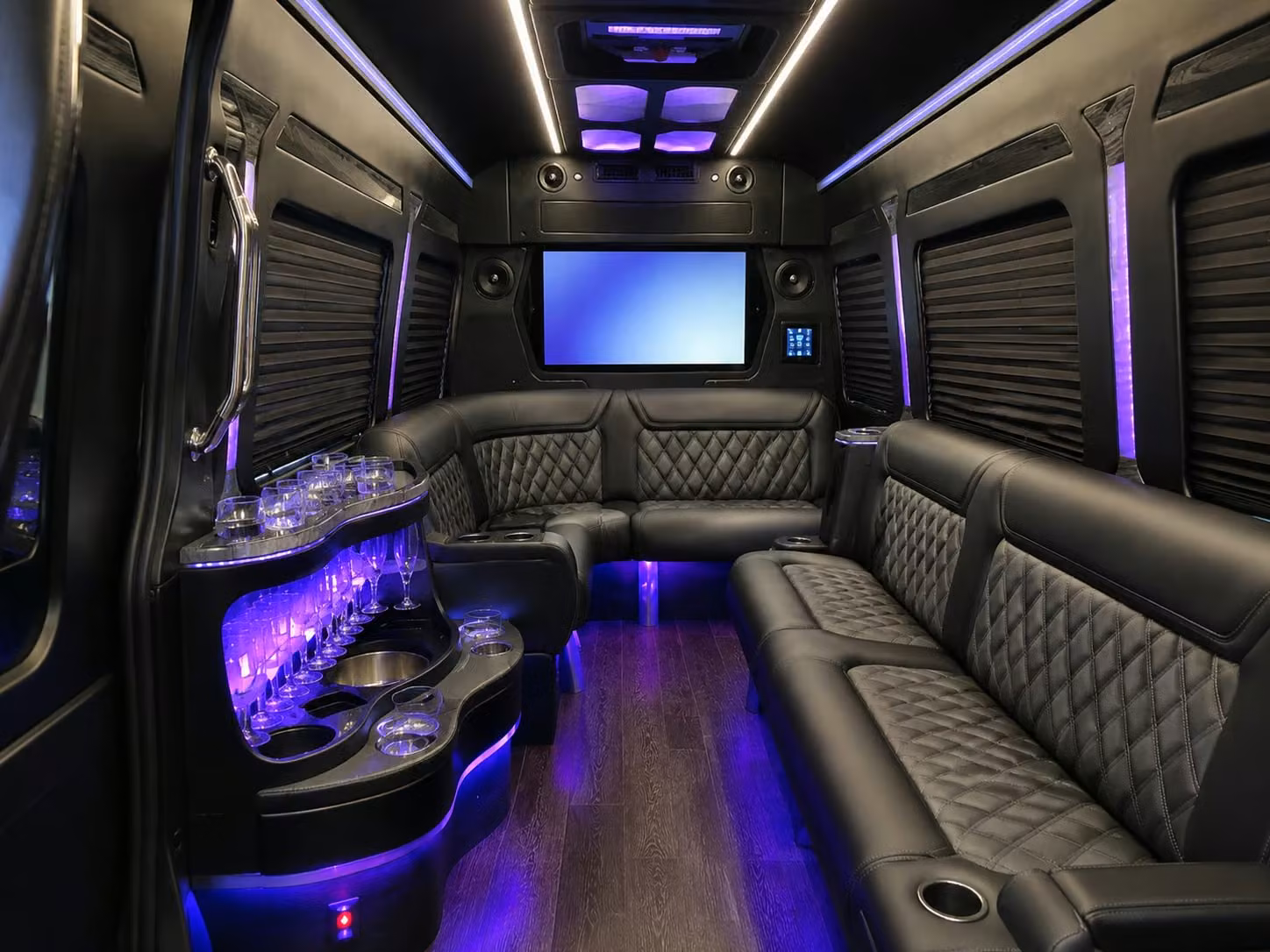 get a free prom transportation quote for los angeles in under 30 seconds